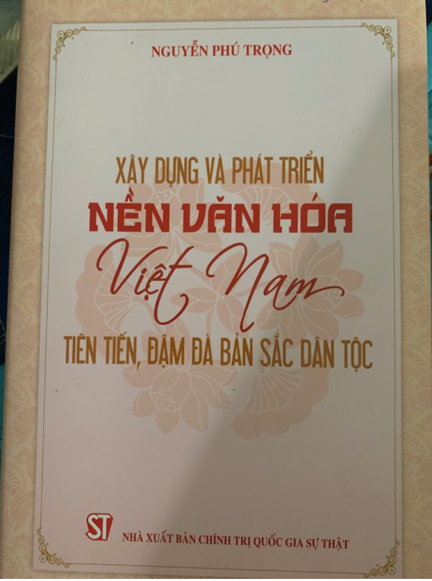 Xây dựng nền văn hóa Việt Nam tiên tiến, đậm đà bản sắc dân tộc