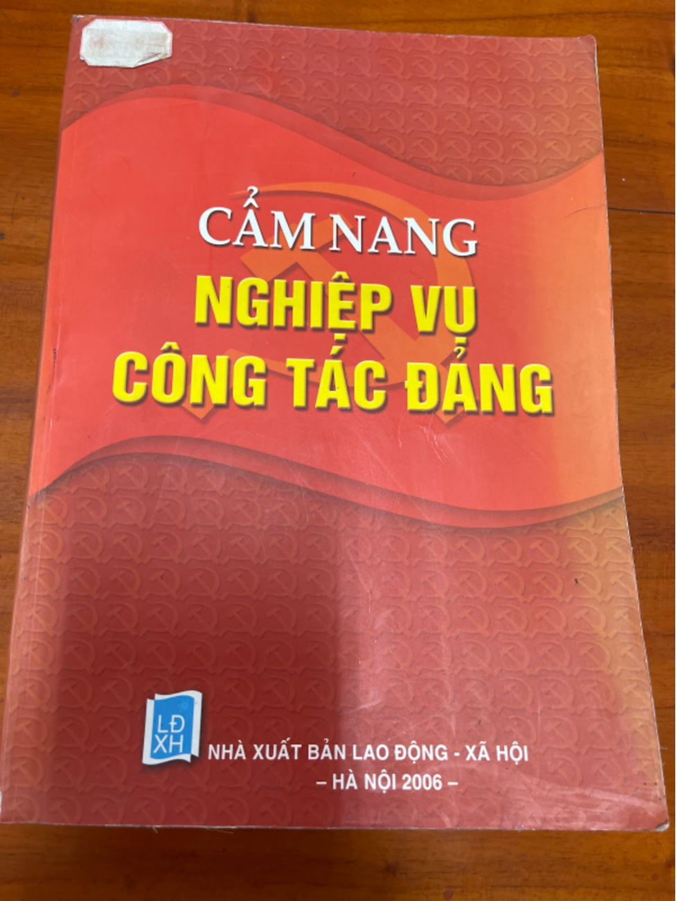 Cẩm nang nghiệp vụ công tác Đảng